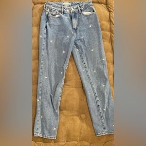 Pacsun mom jeans, small white daisy embroidered pattern, size 25